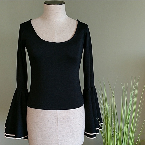 Ronny Kobo Top Cropped Flared Layered Bell Sleeve Knit Black White XS NWT - Picture 2 of 7